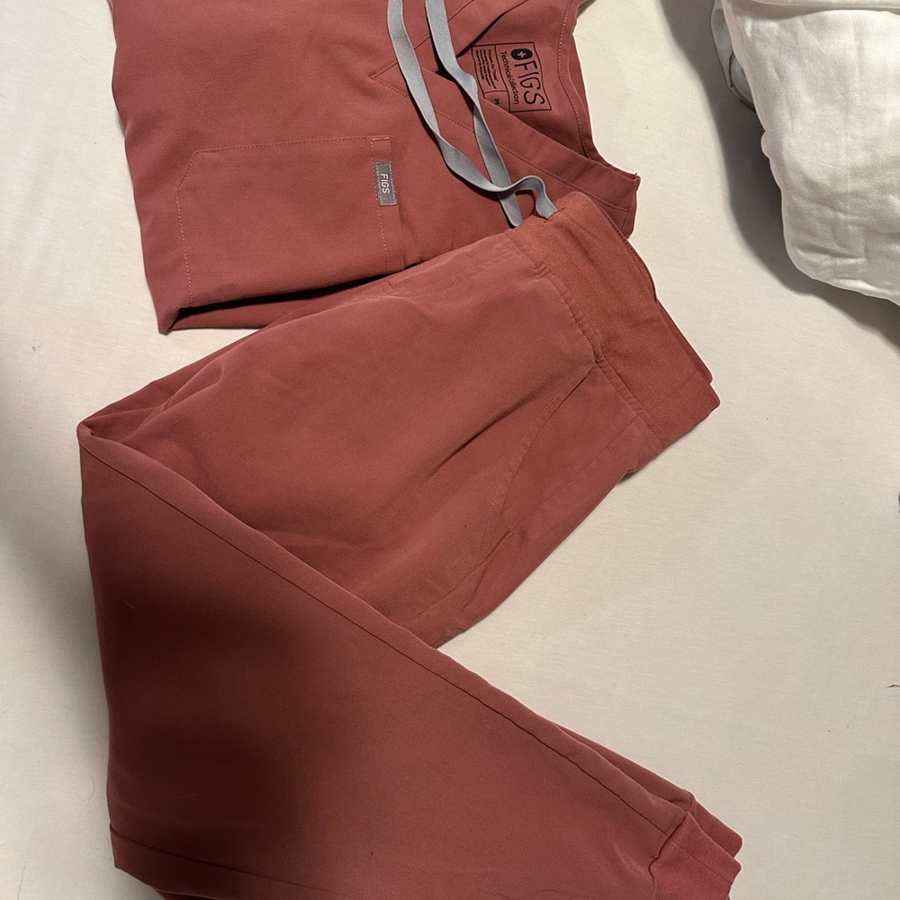 Medium Mauve Figs set - Catarina top and Zamora bottoms